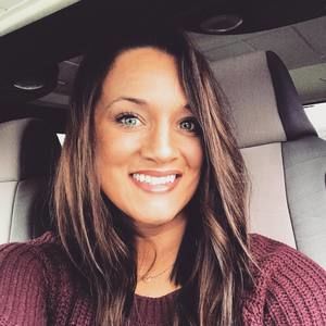 Meet your Posher, Traci